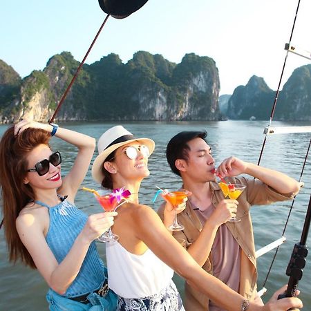 Hotel Charm Boutique Cruise Ha Long Zewnętrze zdjęcie
