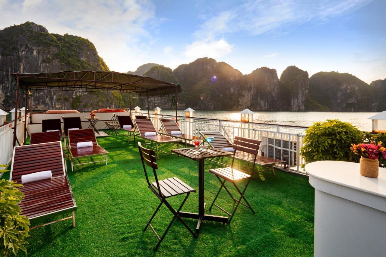 Hotel Charm Boutique Cruise Ha Long Zewnętrze zdjęcie