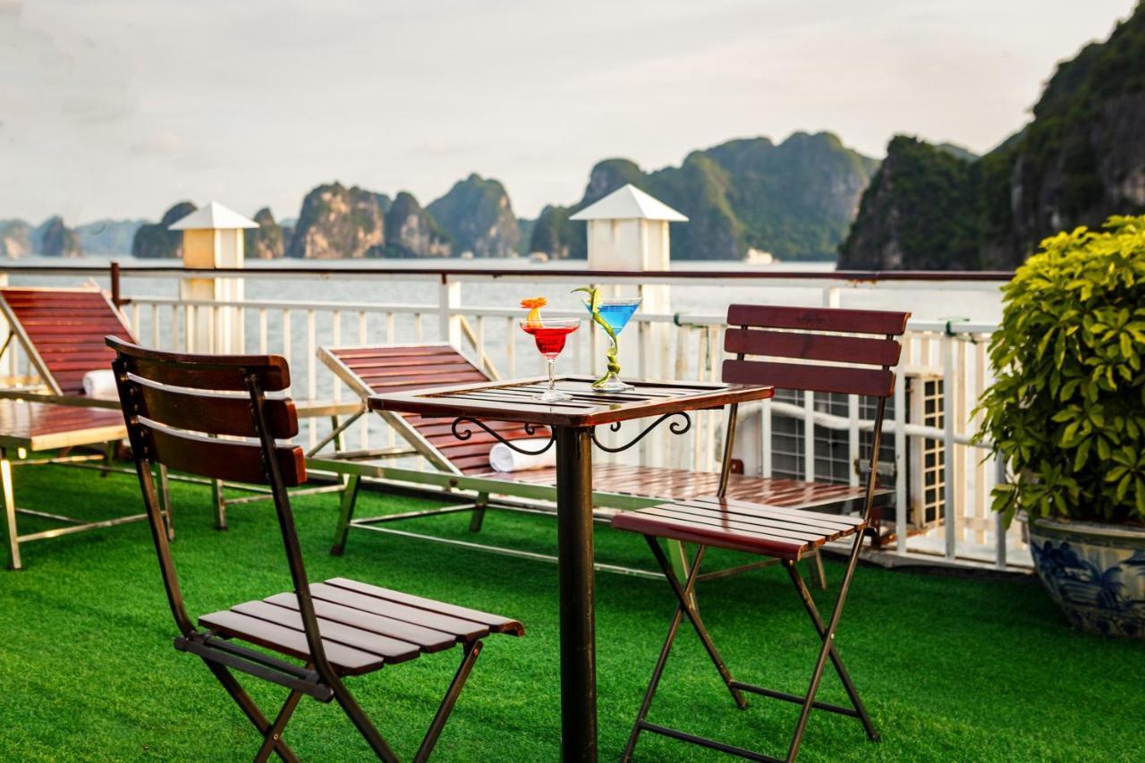 Hotel Charm Boutique Cruise Ha Long Zewnętrze zdjęcie