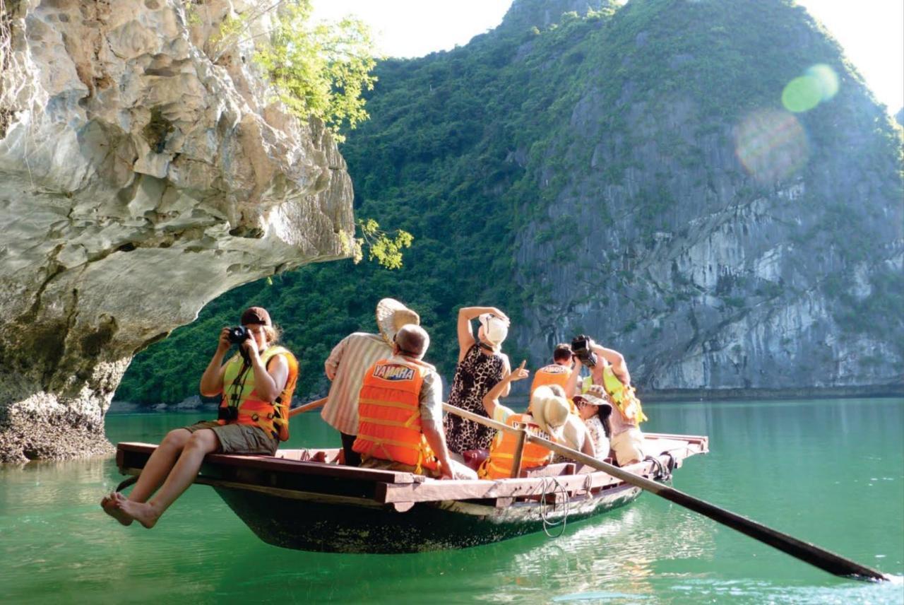 Hotel Charm Boutique Cruise Ha Long Zewnętrze zdjęcie